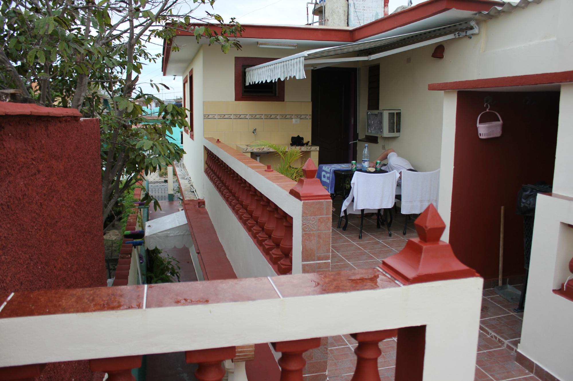 Terraza Arriba/en haut/Upstairs Terrace